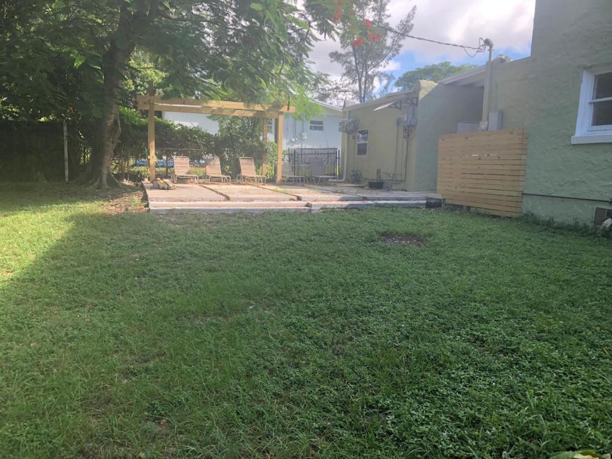 Comfy And Spacious Suite With Free Parking Miami Exterior photo
